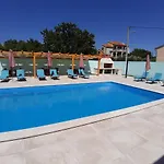 Galic * Maslenica